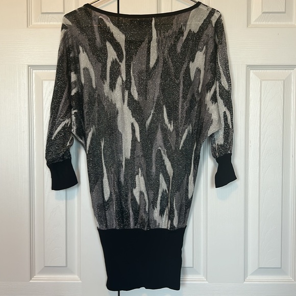 Express Sparkle Dolman Sleeve Tunic - Picture 3 of 7